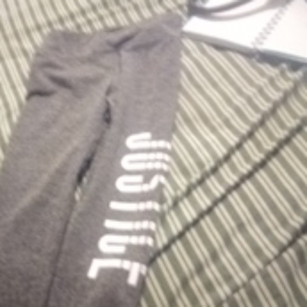 Workout pants